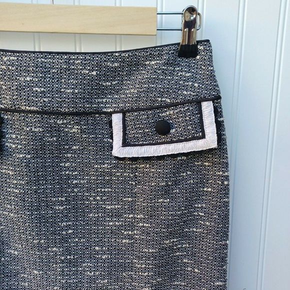 Nanette Lepore Pencil Skirt Size 6 Black White Tweed Kick Pleats Retro Wiggle - Picture 3 of 10